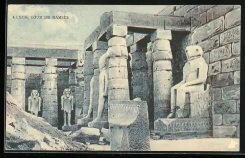 AK Luxor, Cour de Ramses