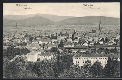 AK Mulhouse, Vue générale de la ville avec montagnes en arrière-plan