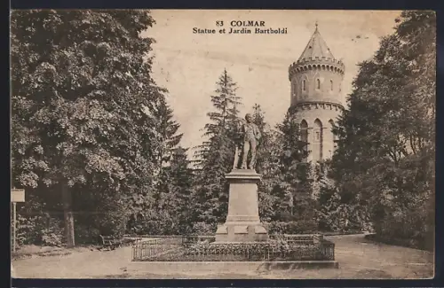 AK Colmar, Statue et Jardin Bartholdi avec tour en arrière-plan