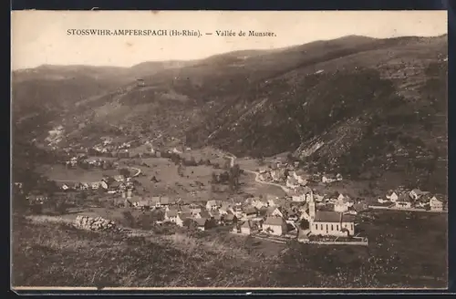 AK Stosswihr-Ampfersbach /H.-Rhin, Vue du village entouré de montagnes