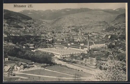 AK Münster, Vue panoramique de la ville entourée de montagnes