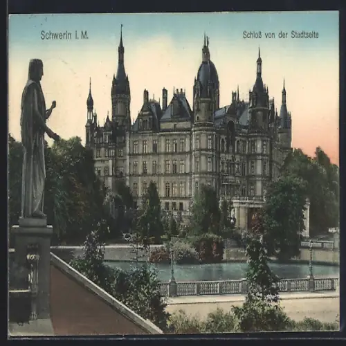 AK Schwerin i. M., Schloss von der Stadtseite