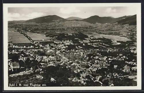 AK Bühl / Baden, Ortspanorama vom Flugzeug aus