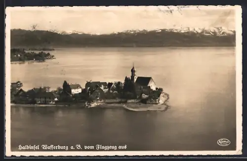 AK Halbinsel Wasserburg a. B., Teilansicht mit Kirche, Fliegeraufnahme