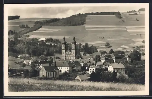 AK St. Peter / Schwarzwald, Ortspartie mit Kirche