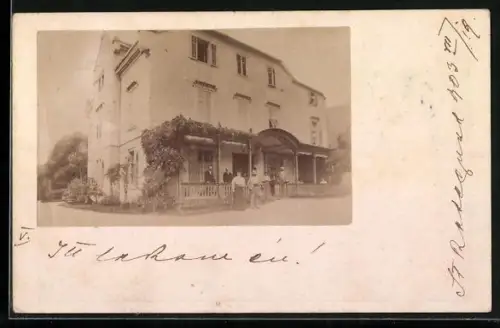 Foto-AK St. Radegund, Partie am Gasthaus