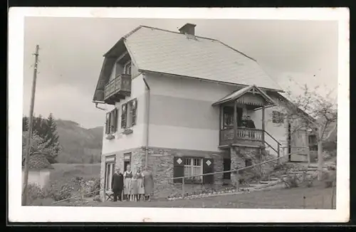 Foto-AK St. Radegund am Schröckl, Haus mit Garten