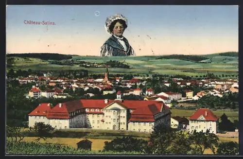 AK Château-Salins, Vue du village avec femme en costume traditionnel