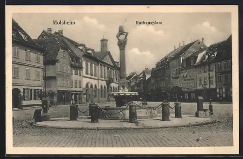 AK Molsheim, Rathausplatz mit Denkmal