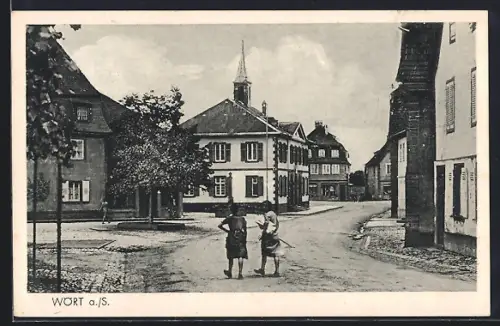 AK Wörth a. S., Vue du centre-ville avec promeneurs et bâtiments historiques