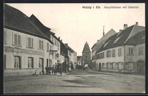 AK Mutzig i. Els., Hauptstrasse mit Untertor