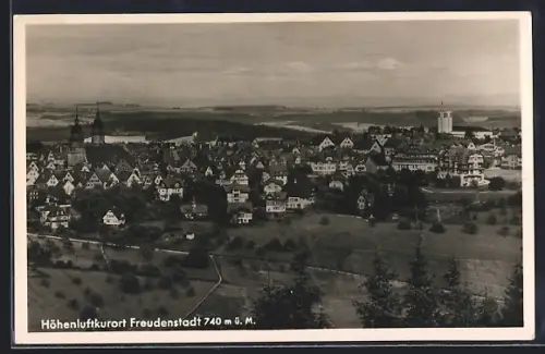 AK Freudenstadt, Ortspanorama mit Kirche