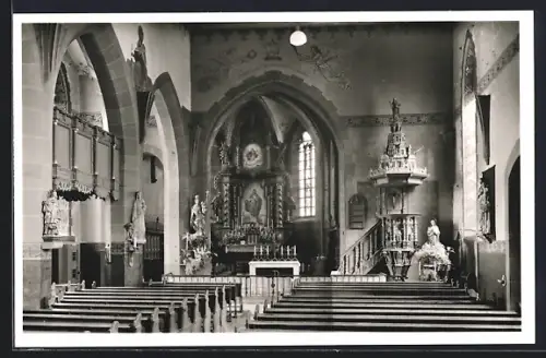 AK Oberursel im Taunus, St. Ursula-Pfarrkirche, Innenansicht, Altar, Kanzel