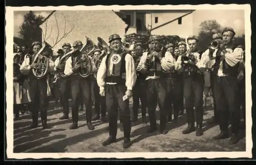 AK Moravské kroje, Muzikanti z Nivnice u Uh. Brodu