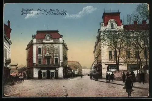 AK Belgrad, Fürst Michaelstrasse mit Passanten