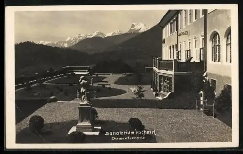 AK Zirl /Tirol, Sanatorium Hochzirl, die Damenterrasse mit gewaltigem Bergpanorama