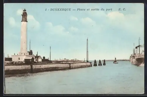 AK Dunkerque, Phare et sortie du port