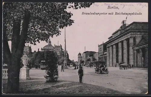 AK Kelheim, Brandenburgertor mit Reichstagsgebäude und Strassenbahn