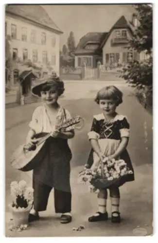 Schallplatten-AK Kinder mit Laute und Blumen, Suppé Leichte Kavallerie
