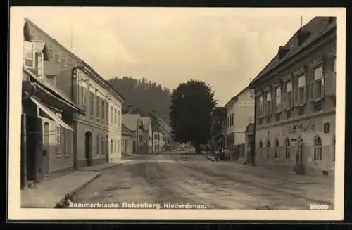 AK Hohenberg /Niederdonau, Strassenpartie mit Cafe Partsch