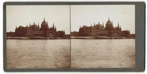 Stereo-Fotografie unbekannter Fotograf, Ansicht Budapest, Blick nach dem Parlament