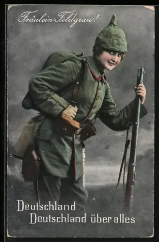 AK Fräulein Feldgrau stützt sich auf ein Gewehr