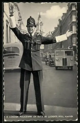 AK London Policeman on Duty in Ludgate Hill, Polizei