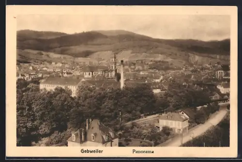 AK Guebwiller, Panorama de la ville avec vue sur les collines environnantes