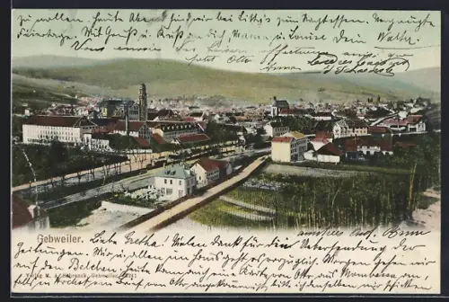 AK Guebwiller, Vue générale de la ville avec église et collines en arrière-plan