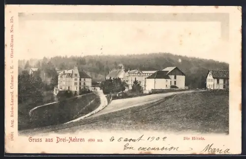 AK Drei-Ähren, Les Hôtels dans un paysage boisé