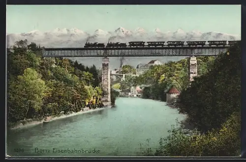 AK Bern, Eisenbahnbrücke und Alpen