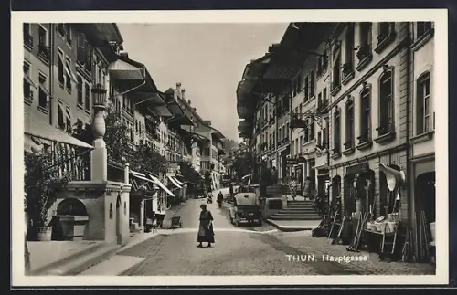 AK Thun, Passanten auf der Hauptgasse