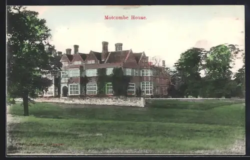 AK Motcombe, Motcombe House
