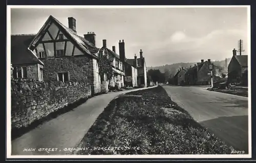 AK Broadway /Worcestershire, Main Street