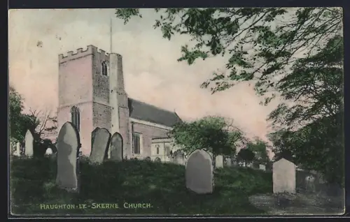 AK Haughton-le-Skerne, View of the church with gravestones