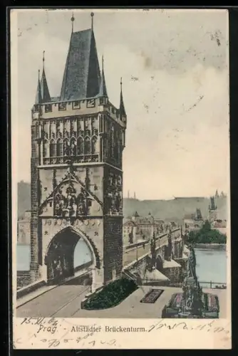 AK Prag / Praha, Karlsbrücke, Karluv most, Partie am Altstädter Brückenturm