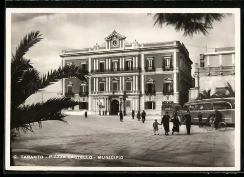 AK Taranto, Piazza Castello, Municipio