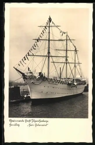 AK Segelschiff Hein Godenwind, Schwimmende Jugendherberge in Hamburg