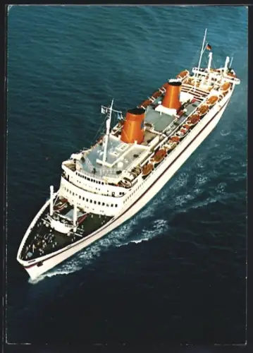 AK Passagierschiff MS Europa in Fahrt