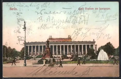 AK Berlin, Altes Museum am Lustgarten mit Denkmal