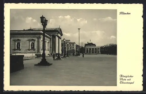 AK München, Königlicher Platz mit Ehrentempel