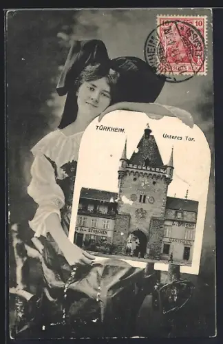 AK Türkheim, Unteres Tor mit Frau in Tracht