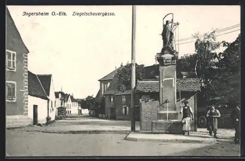 AK Ingersheim /O.-Els., Ziegelscheuergasse mit Denkmal