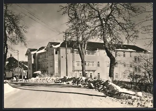 AK Oberhof /Thür., FDGB-Erholungsheim Georgi Dimitroff im Schnee