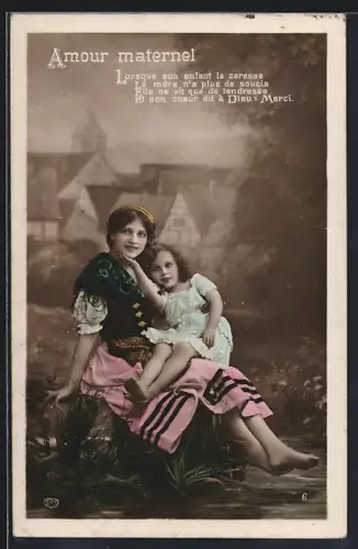 Foto-AK EAS Nr. 6: Amour maternel, Lorsque son enfant la caresse..., Mutter mit Kind