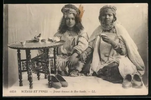 AK Jeunes Femmes de Bou-Saada, junge hübsche arabische Frauen