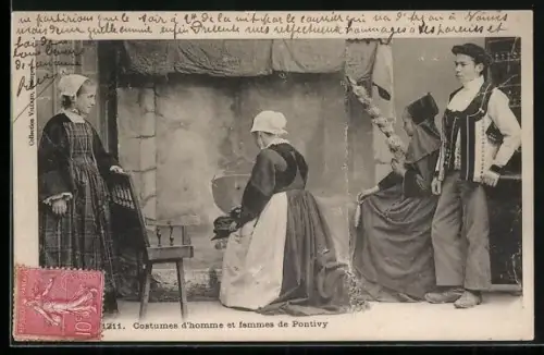 AK Pontivy, Costumes d`Homme et Femmes de Pontivy