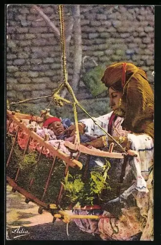 AK Femme arabe et son Mouchachou, arabische Frau mit Kind in der Wiege