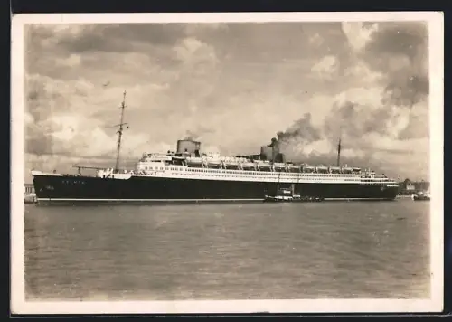 AK Passagierschiff Turbinen-Schnelldampfer Bremen vor Anker
