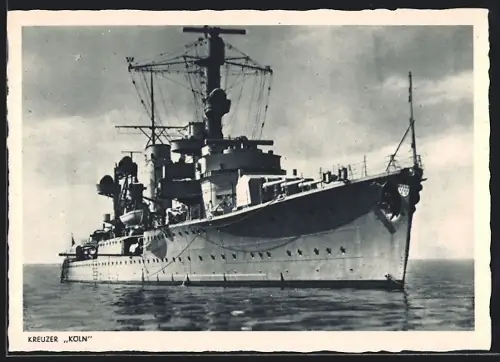 AK Kriegsmarine-Kreuzer Köln bei ruhiger See